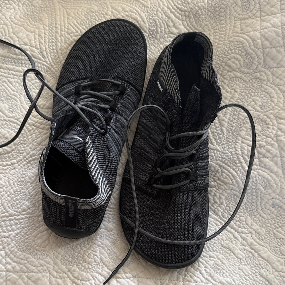 Leguano barefoot shoes. Comfy and super healthy! Unisex
